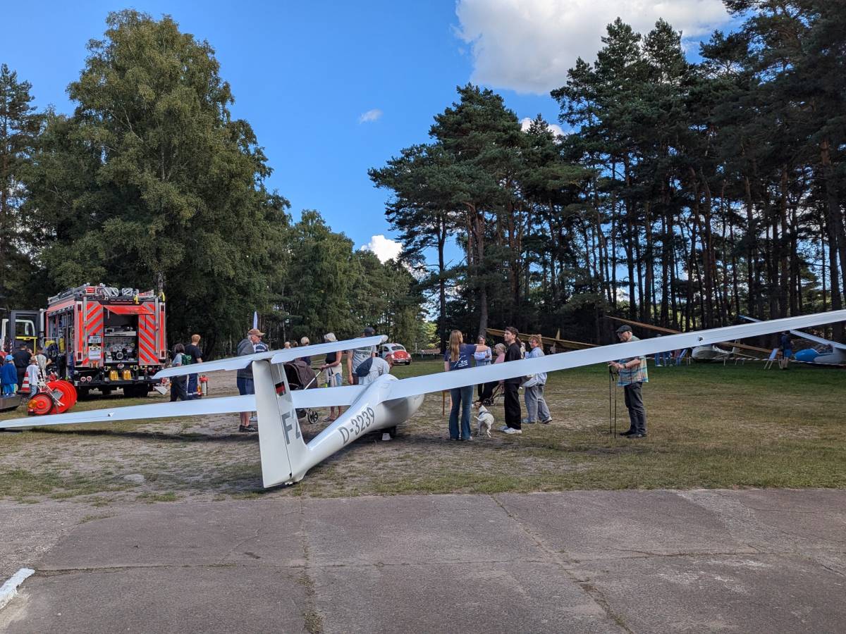Flugplatzfest & 75-jähriges Jubiläum