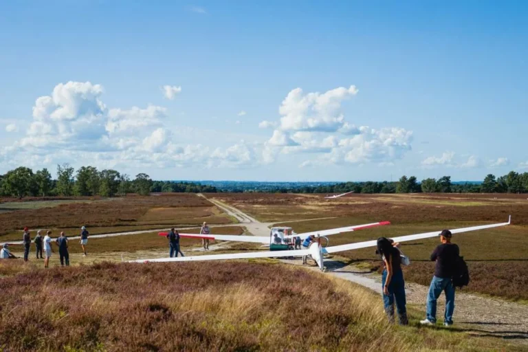 Startbahn zum Flugplatzfest 2025
