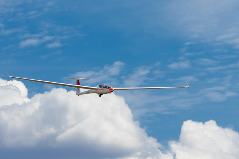 DG 500 im Landeanflug, Foto J. Dechow